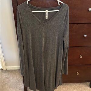 Gray V-Neck Long Sleeve Dress
